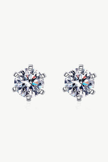  Inlaid Moissanite Stud Earrings