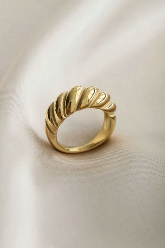 Gold Twisted Ring