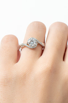  1 Carat Moissanite Crisscross Ring