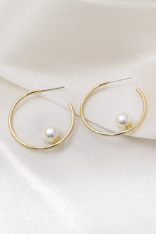  Pearl C-Hoop Earrings