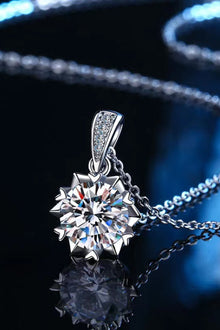  Looking At You 2 Carat Moissanite Pendant Necklace