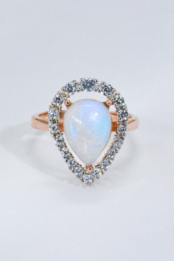 Moonstone Teardrop-Shaped 925 Sterling Silver Ring